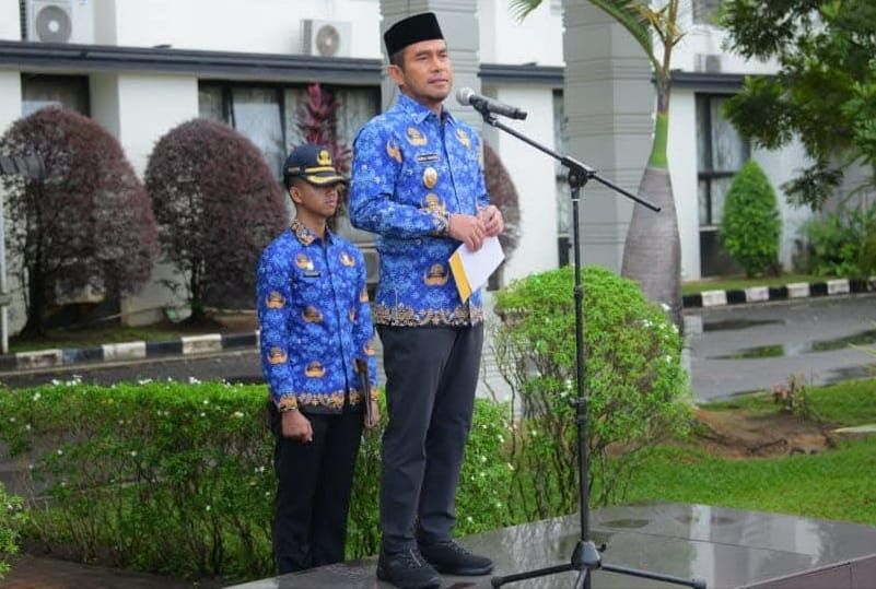 Wabup Jadi Pembina Upacara HKN di Kantor Bupati Labura