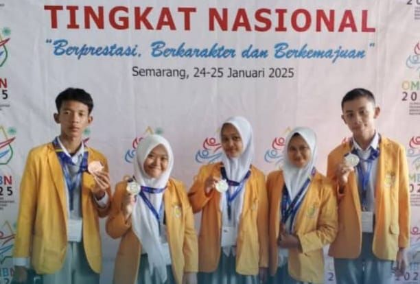 Lima Siswa SMA Muhammadiyah 9 Kualuh Hulu Raih Medali OMBN di Semarang