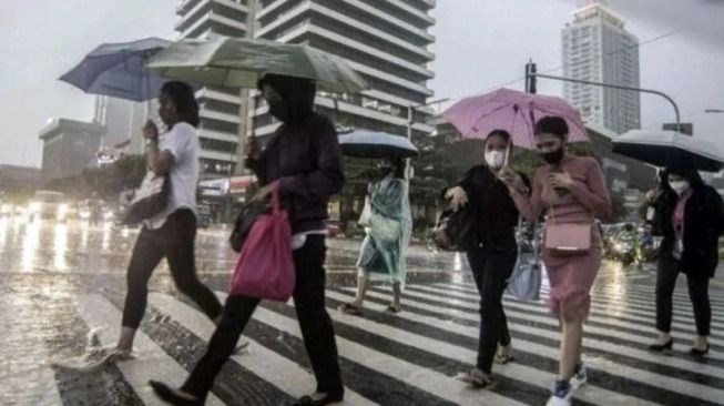 Sumut Berpotensi Hujan Lebat, Warga Diminta Waspadai Banjir dan Longsor