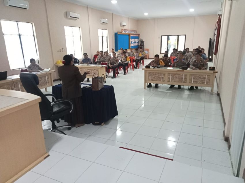 Personel Polres Tanjungbalai Gelar Binrohtal Guna Tingkatkan Keimanan Dan Ketakwaan