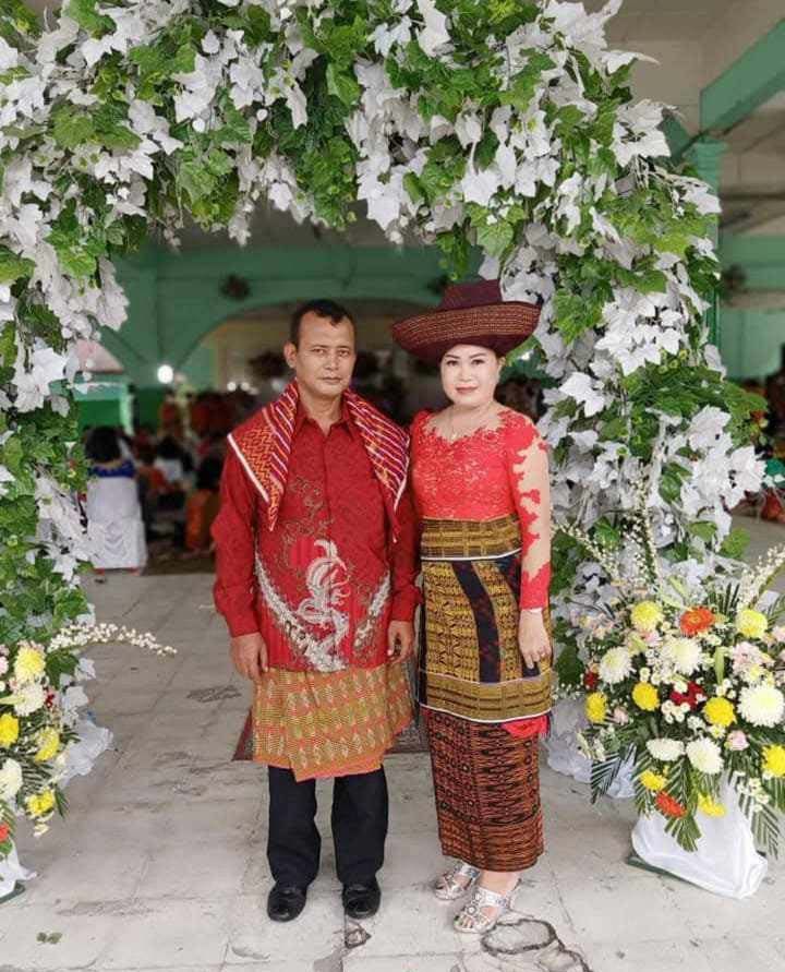 Naptasia Demung, Perempuan Dayak Lestarikan Seni Karo