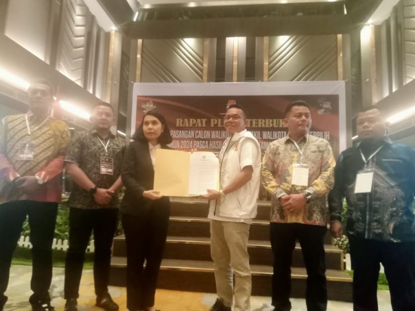 KPU Medan Tetapkan Rico Waas dan Zakiyuddin Harahap Paslon Wali Kota Terpilih