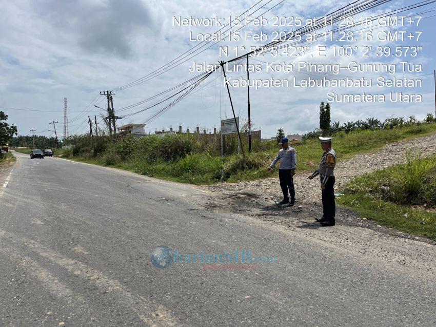 Satlantas Polres Labusel Cek Jalan Rusak