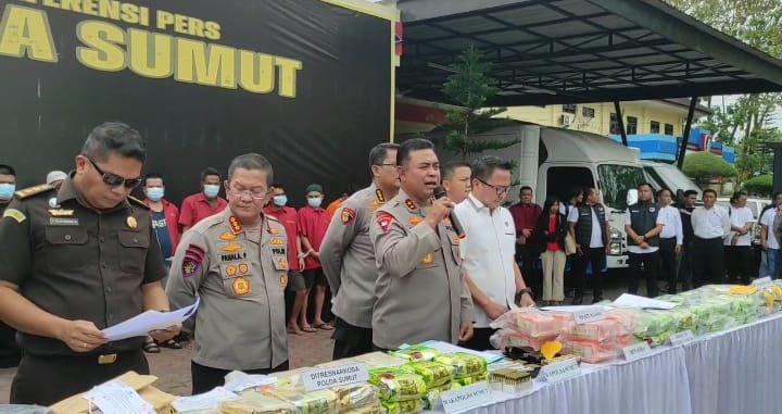 Polda Sumut Bongkar Jaringan Narkoba Internasional dan Bandar Bersenjata