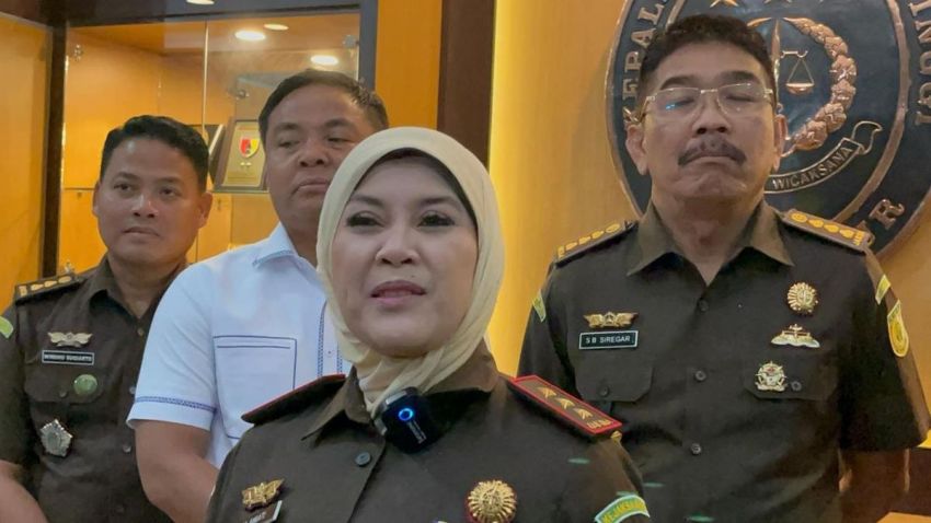 Dugaan Korupsi Hibah SMK, Kejati Geledah Kantor Dindik Jatim