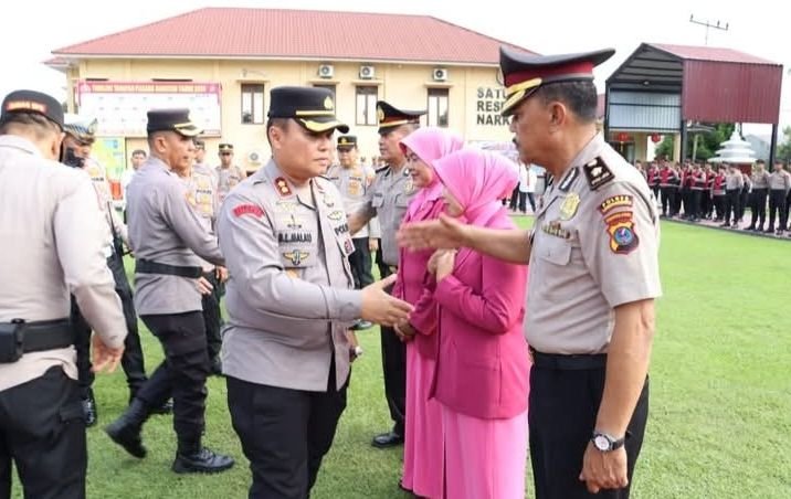 Lima Personel Polres Labuhanbatu Naik Pangkat Penghargaan