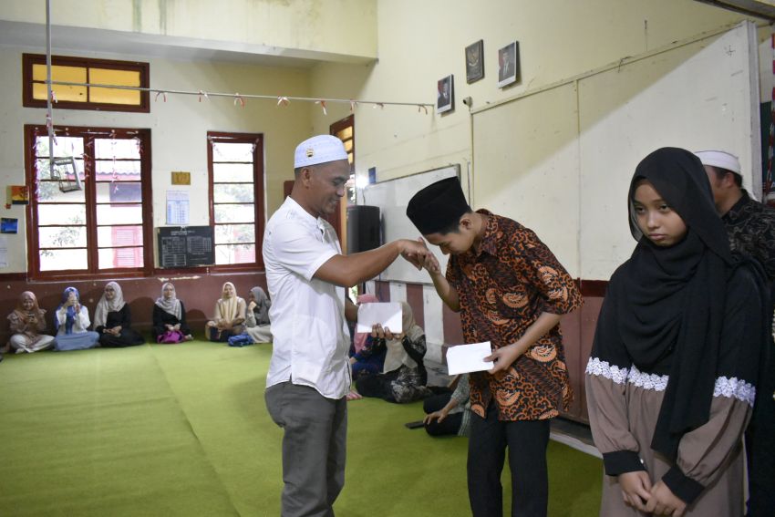 SMP Swasta Taman Asuhan Pematangsiantar Santuni 4 Anak Yatim