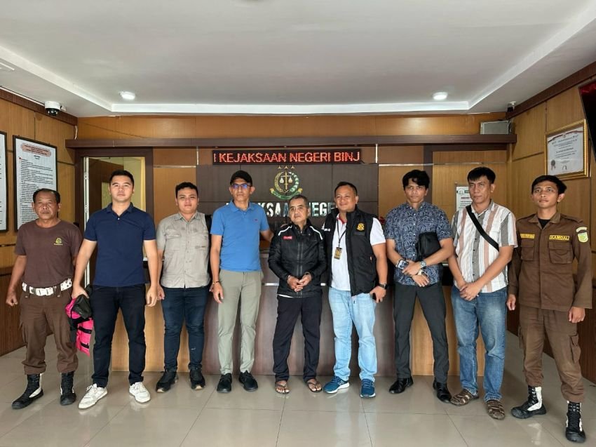 Kejari Nias Selatan Tangkap Buron Korupsi Rp1,4 M di Binjai