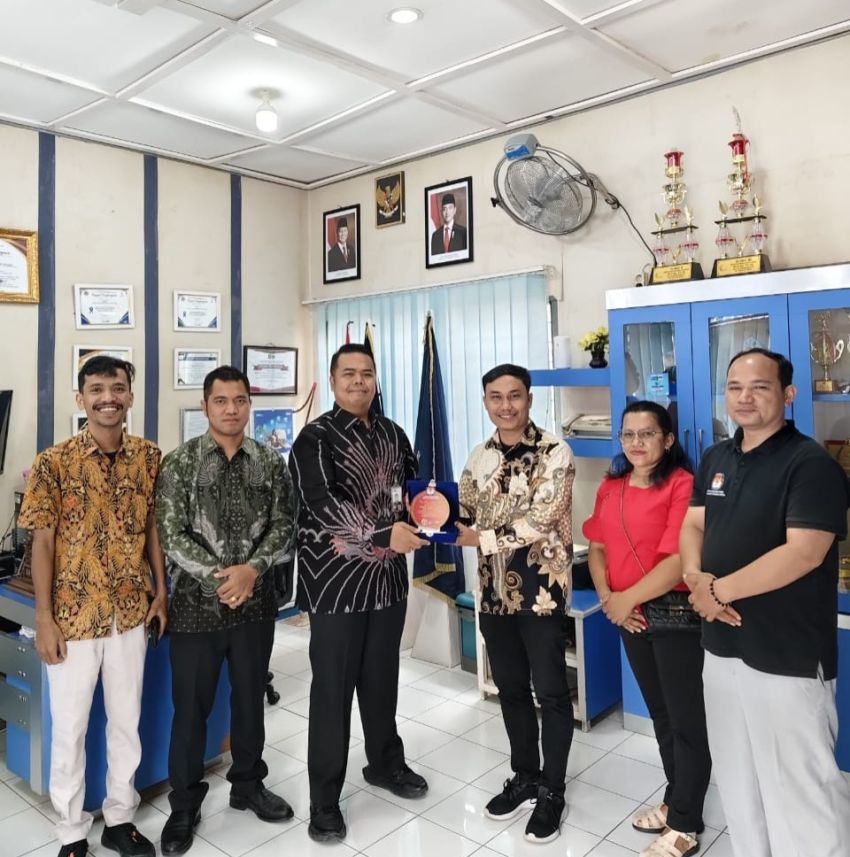 Sukseskan Pemilihan Kepala Daerah, Rutan Tarutung Terima Piagam Penghargaan dari KPU Taput