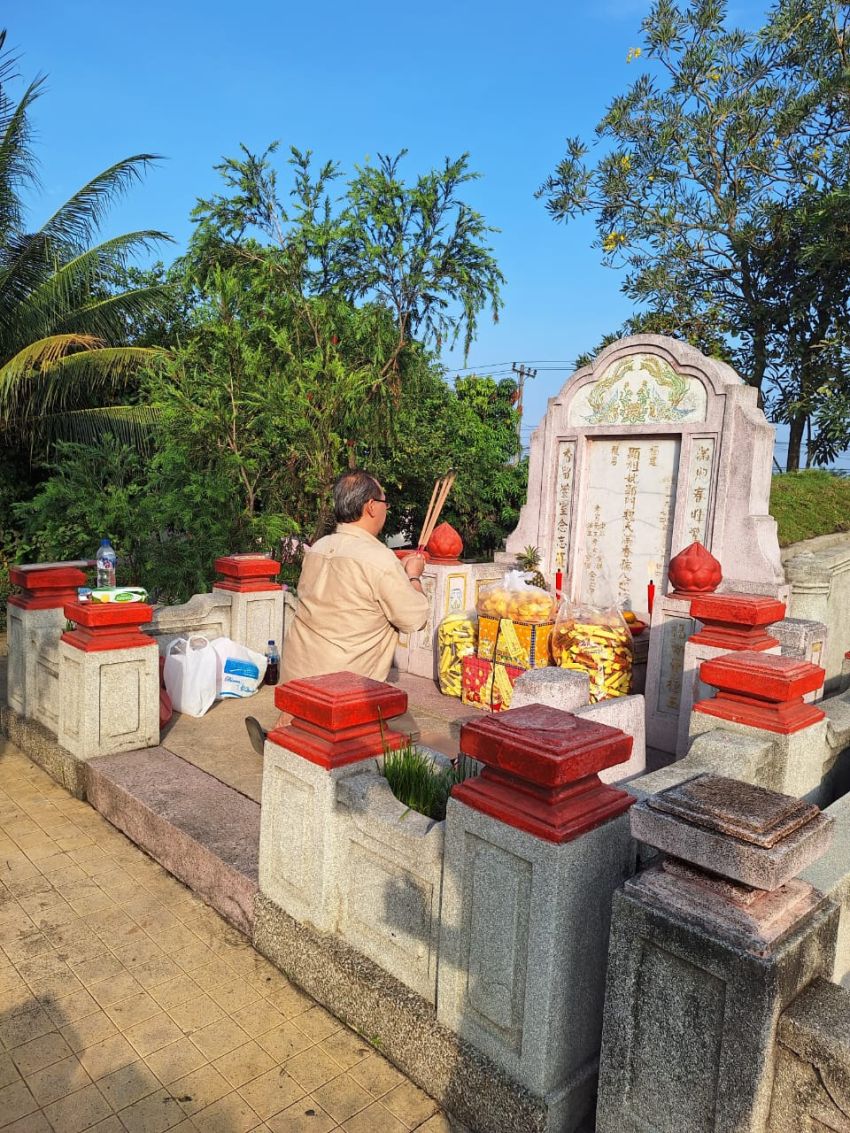 Warga Tionghoa di Medan Rayakan Ceng Beng untuk Hormati Leluhur