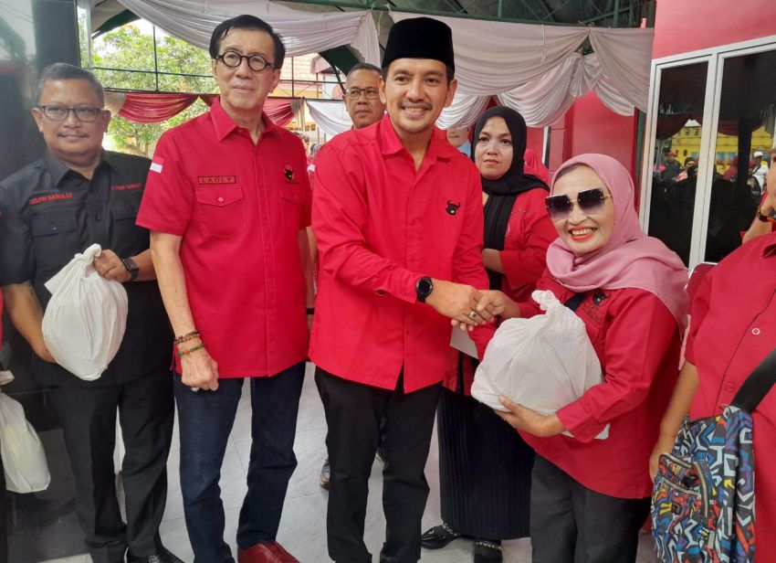 Jelang Idul Fitri, DPC PDIP Gelar Pendidikan Politik dan Bakti Sosial