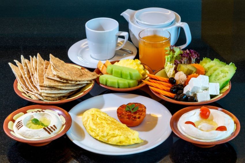 Tetap Kenyang Lebih Lama, Komsumsi Makanan Ini untuk Sahur