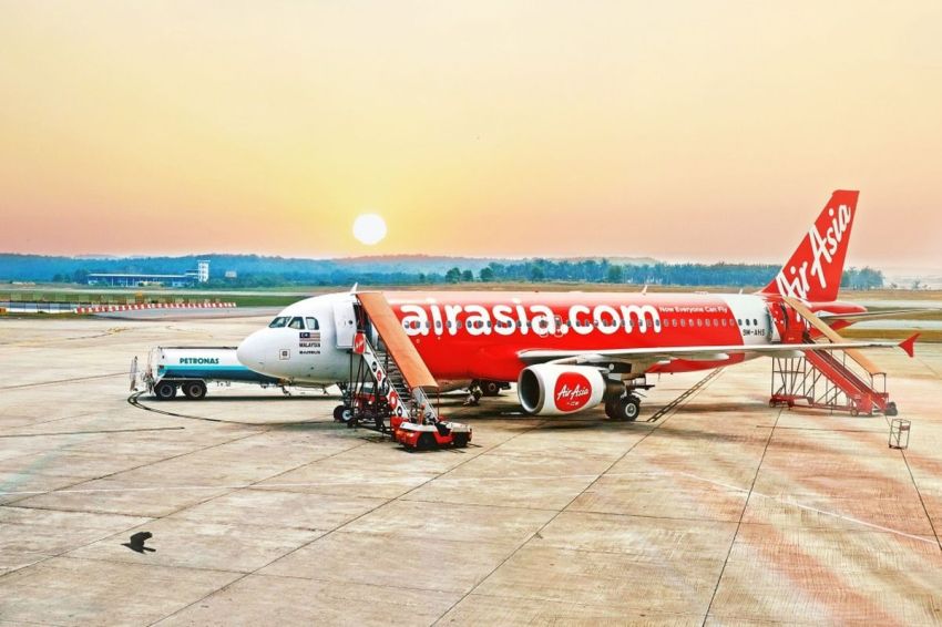 Mesin Terbakar, Pesawat AirAsia Tujuan China Kembali ke Kuala Lumpur