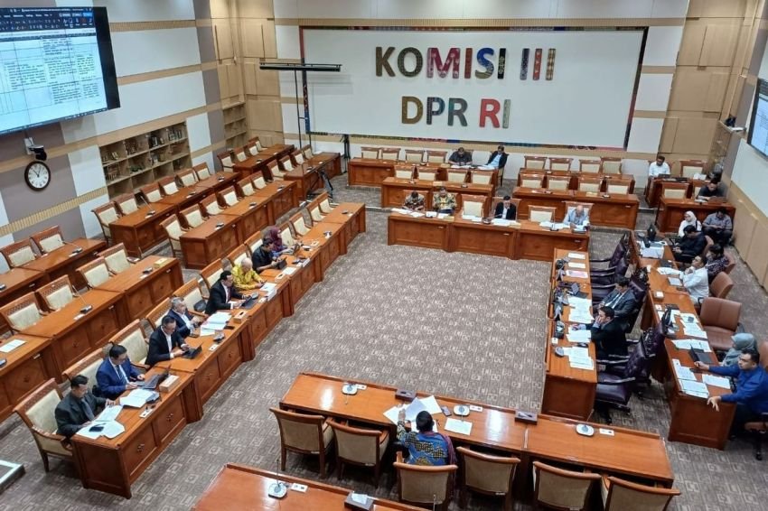 DPR Hapus Larangan Restorative Justice untuk Penghinaan Presiden dalam RUU KUHAP