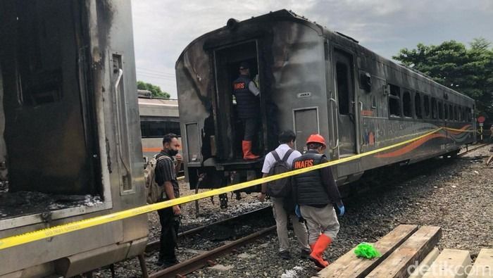 Terungkap! Ini Motif Remaja yang Membakar 3 Gerbong Kereta di Stasiun Tugu