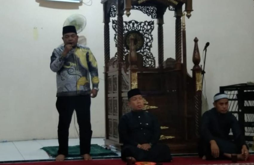 Ketua MUI Labura Taushiyah di Masjid Nurul Iman Damulipekan