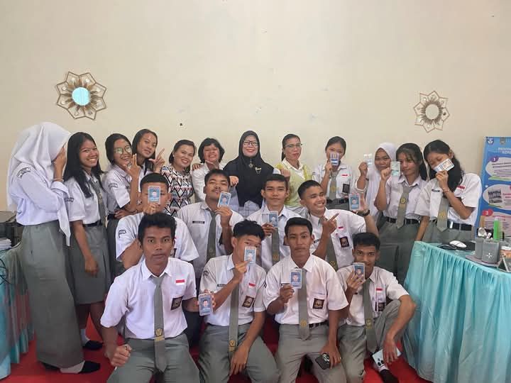 17 Siswa SMAN 2 Bandar Simalungun Diterima di PTN Favorit, Ester Gabriela Tambunan ke Udayana