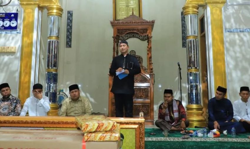 Bupati Labura Ajak Masyarakat Jaga Keamanan saat Safari Ramadhan 1446 H di Pulojantan