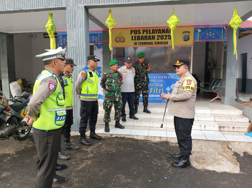 Kapolres Sibolga Kunjungi Pos Pelayanan Terminal Sibolga