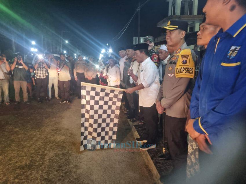 Bupati Tapteng Lepas Pawai Takbiran Menyambut Idulfitri 1446 H