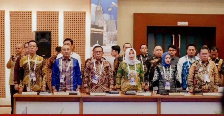 Bupati Tapteng Hadiri Rapat Umum Pemegang Saham Tahunan PT Bank Sumut