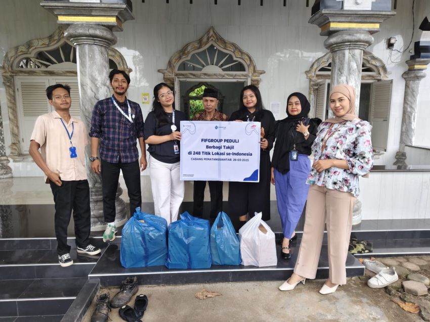 FIFGROUP Peduli Ramadan Berkah, Berbagi Takjil di Daerah