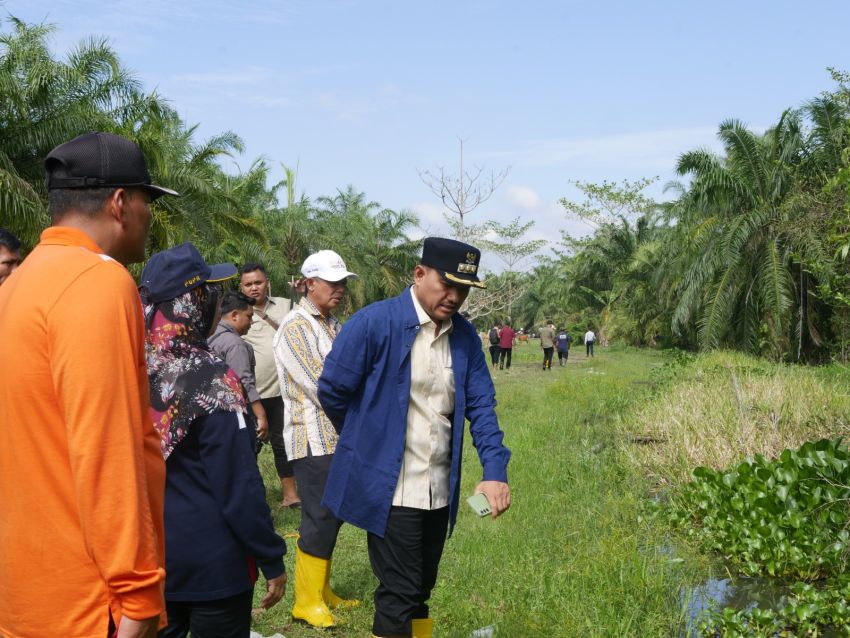 Tinjau Lokasi Banjir, Wali Kota Tanjungbalai Tekankan Pentingnya Kerjasama