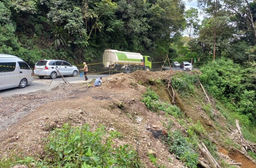 Salmon Sumihar Sagala Desak Kepala BBPJN Segera Perbaiki 6 Titik Longsor di Jalan Nasional Merek - Sidikalang