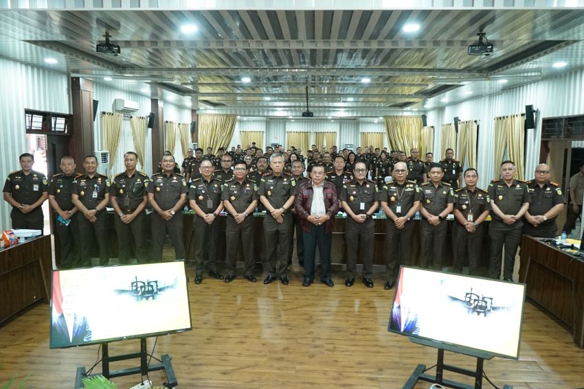 Kejati Sumut &ldquo;Bahas" RUU KUHAP, Anggota DPR RI Mangihut Sinaga: Isu Kewenangan Penyidikan Dihapus, Hoaks