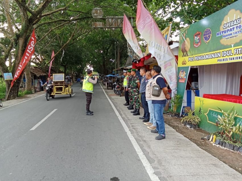 Polres Tanjungbalai Siagakan Personil di Pos Pam 3 Perbatasan Dengan Kabupaten Asahan