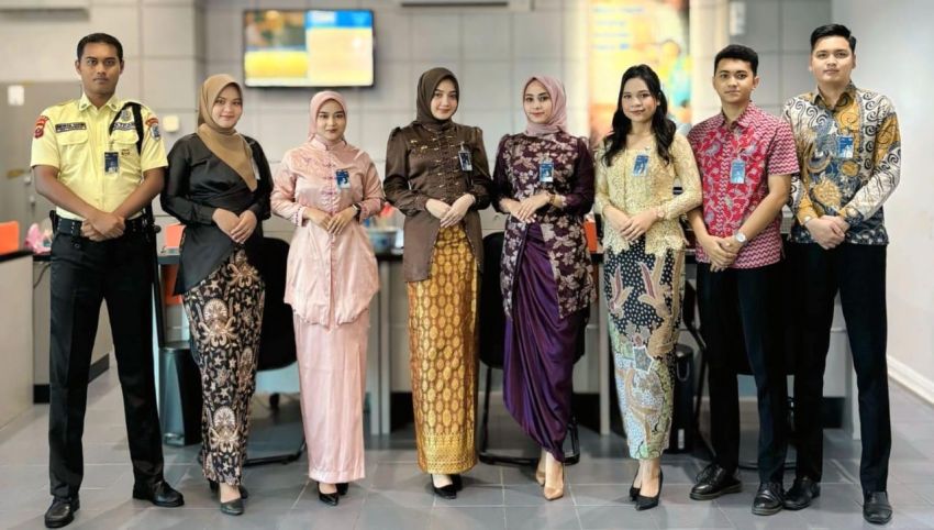 Peringati Hari Kartini, Karyawan BRI Binjai Tampil Beda Dengan Kebaya dan Batik