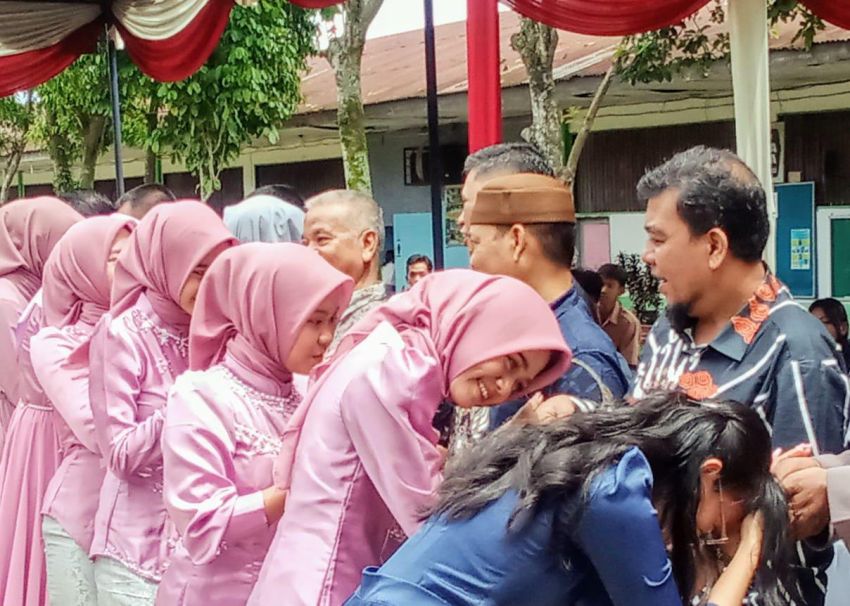 SMAN 5 Pematangsiantar Gelar Doa Bersama Pelepasan Siswa Kelas XII Angkatan ke-25