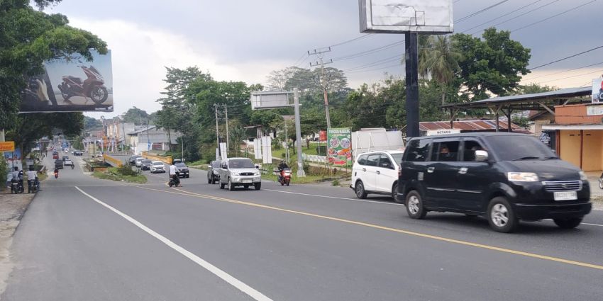 Hari ke Enam Libur Lebaran, Arus Lalulintas Ramai Lancar di Jalan Medan