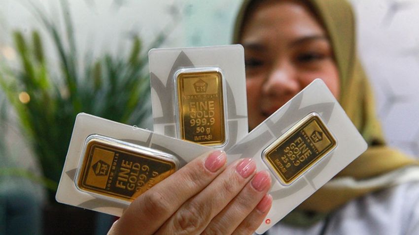 Harga Emas Melonjak, IHSG Menguat, Rupiah Melemah