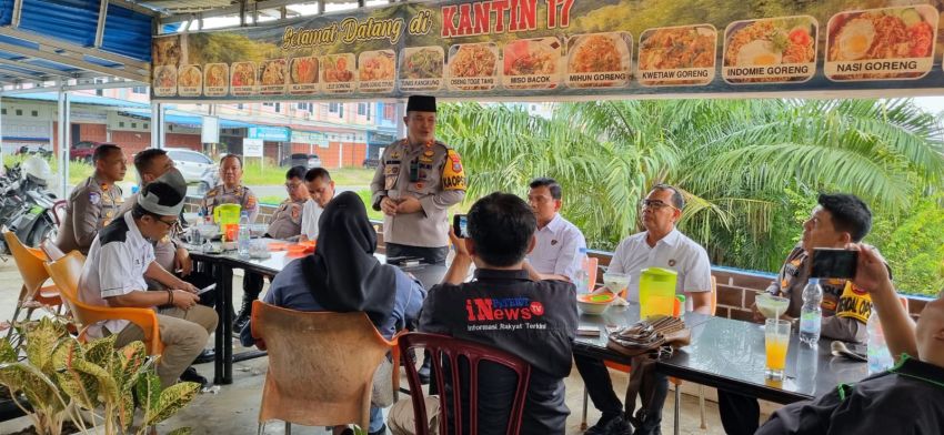Silaturahmi Idulfitri, Kapolres Labusel: Saya Terbuka Terhadap Wartawan