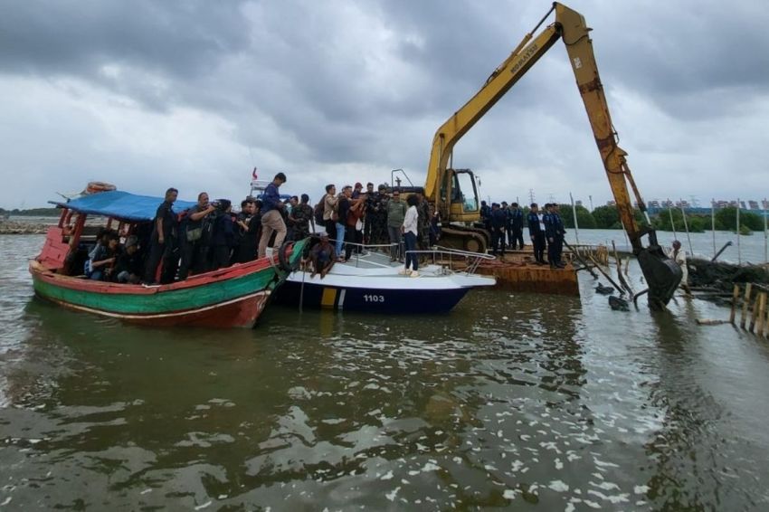 9 Orang Ditetapkan Sebagai Tersangka di Kasus Pagar Laut Bekasi