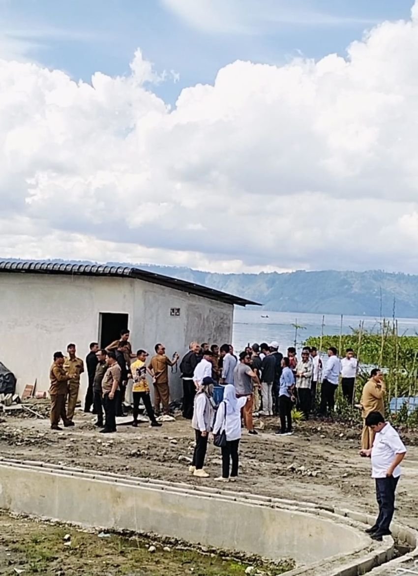 Bangunan Hotel Labersa Diduga Langgar Sempadan Danau Toba