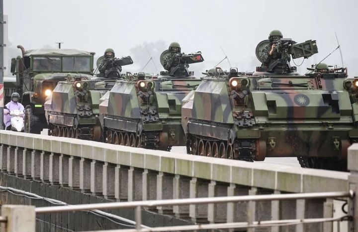 Latihan Militer China Dekat Taiwan: Ancaman atau Peringatan ?