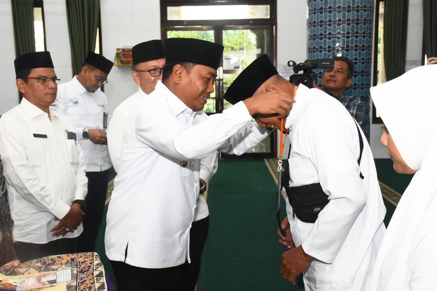 Wabup Deliserdang Pastikan Layanan Kesehatan 126 Calon Jemaah Manasik Haji