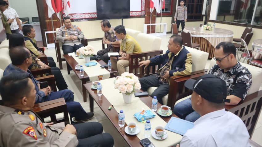 Kapolres Labuhanbatu Terima Audiensi BKAG dan Panitia Paskah Oikumene