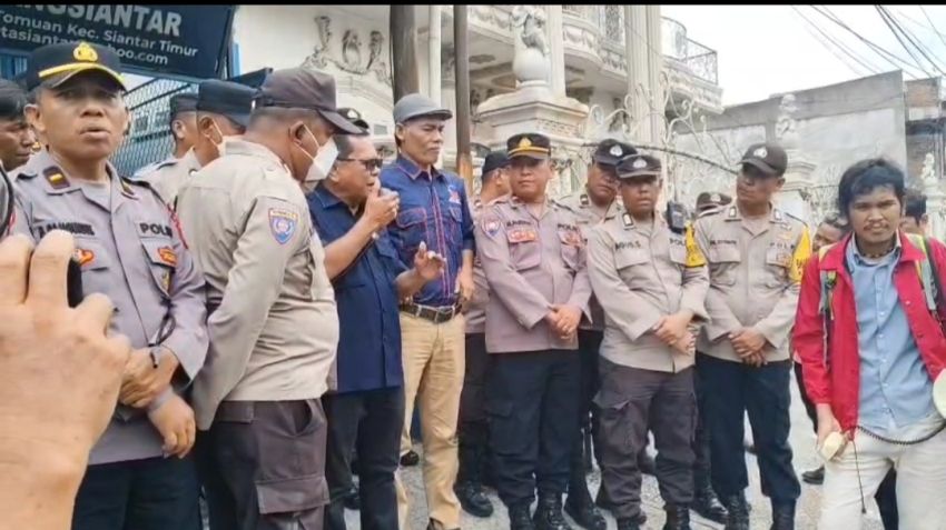 Gerilyawan Datangi Kantor Nasdem Pematangsiantar Tuntut Penjelasan Dugaan Pemukulan Mahasiswa