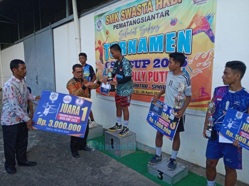 Turnamen Bola Voli OSIS Cup SMK Swasta HKBP Pematangsiantar Ditutup, SMP PTPN IV Mayang Juara