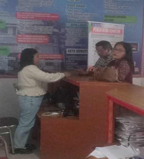 Libur Hari Raya, Dukcapil Toba Tetap Berikan Layanan Administrasi Kependudukan