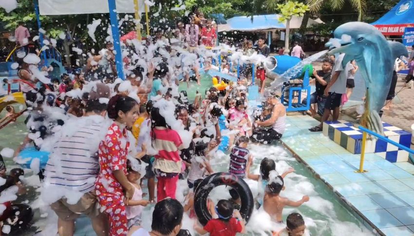 Liburan Idulfitri, Kolam Renang di Tebingtinggi Ramai Dikunjungi Warga