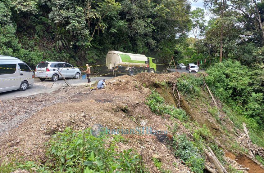 6 Titik Longsor Ancam Keselamatan Pengendara di Jalan Nasional Merek-Sidikalang