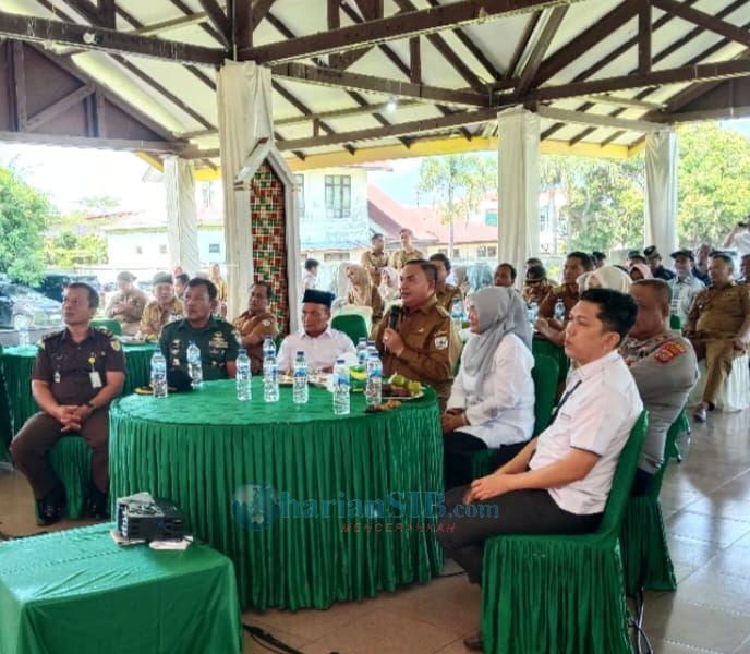 Saat Launching GATI, Bupati Agara Berkesempatan Dialog Dengan Menduk RI