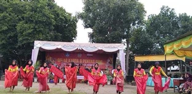 SMAN 2 Bandar Gelar Karya P5 Implementasi Kurikulum Merdeka