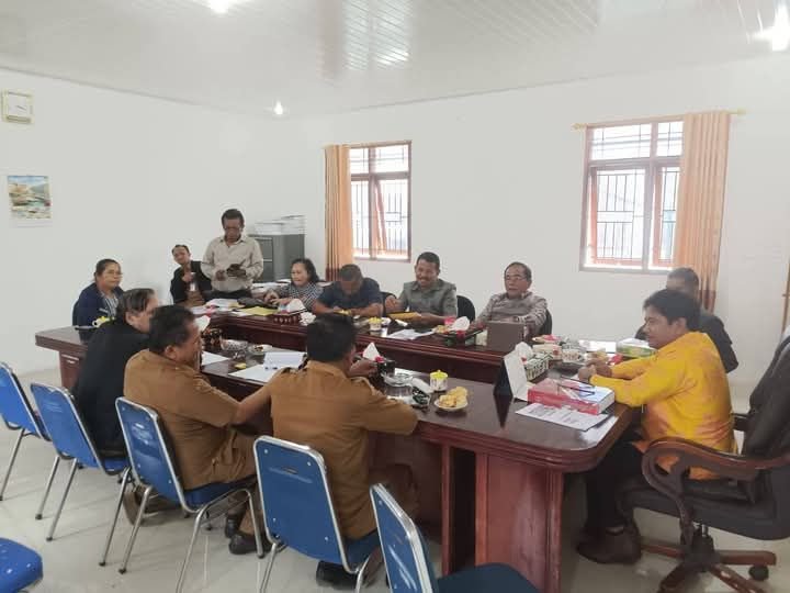 Komisi I Pemerintahan DPRD Gelar Rapat Kerja dengan Disdukcapil Humbahas