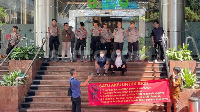 ASN Demo Tuntut Kepala BRIN Dicopot