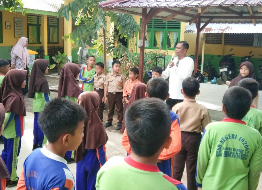Gowes ke Sekolah, Bupati Sergai Ajak Pelajar Jadi Generasi Mandiri